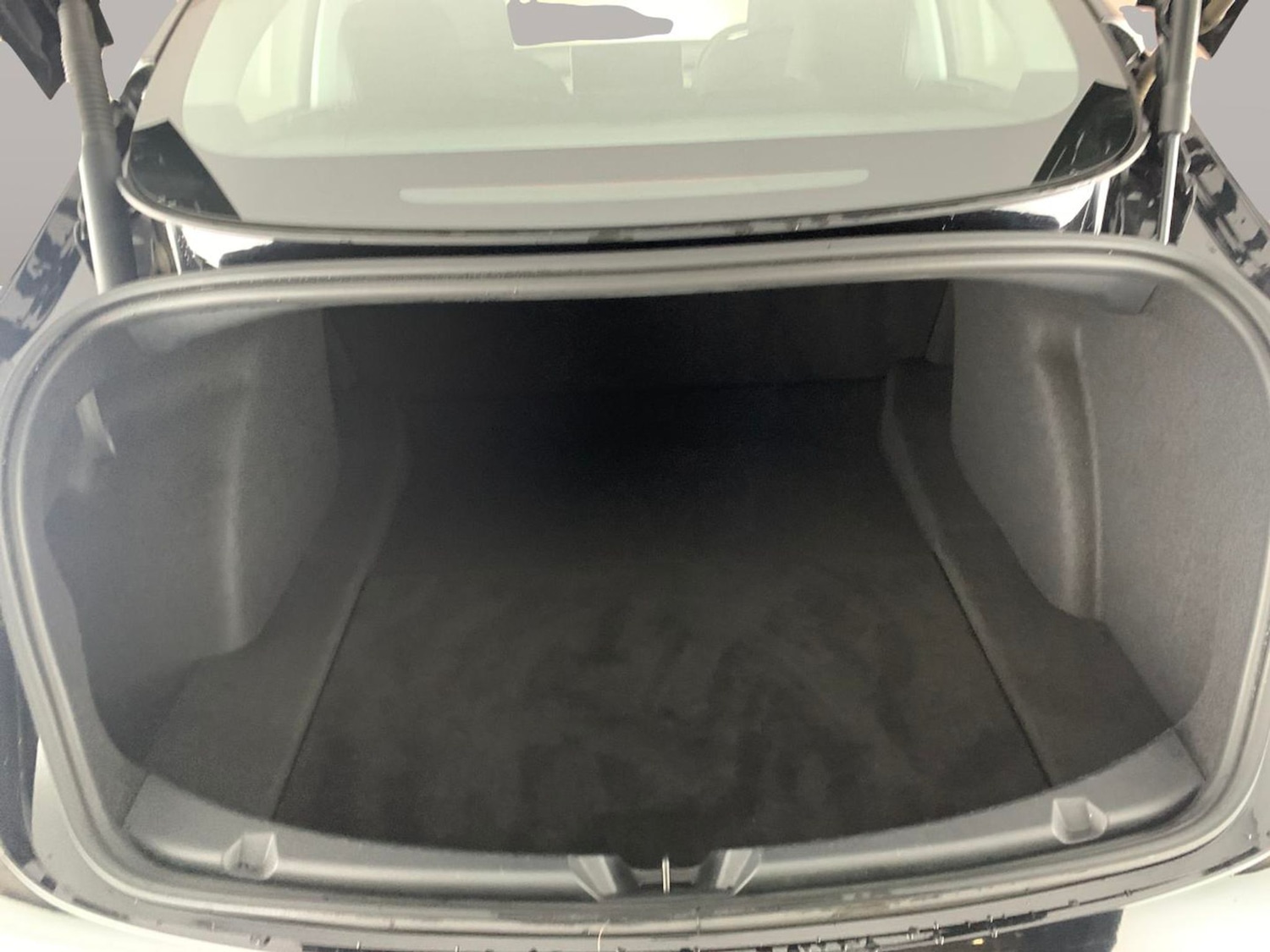 Used Tesla Model 3 2021 for sale - 76935163: Photo 33