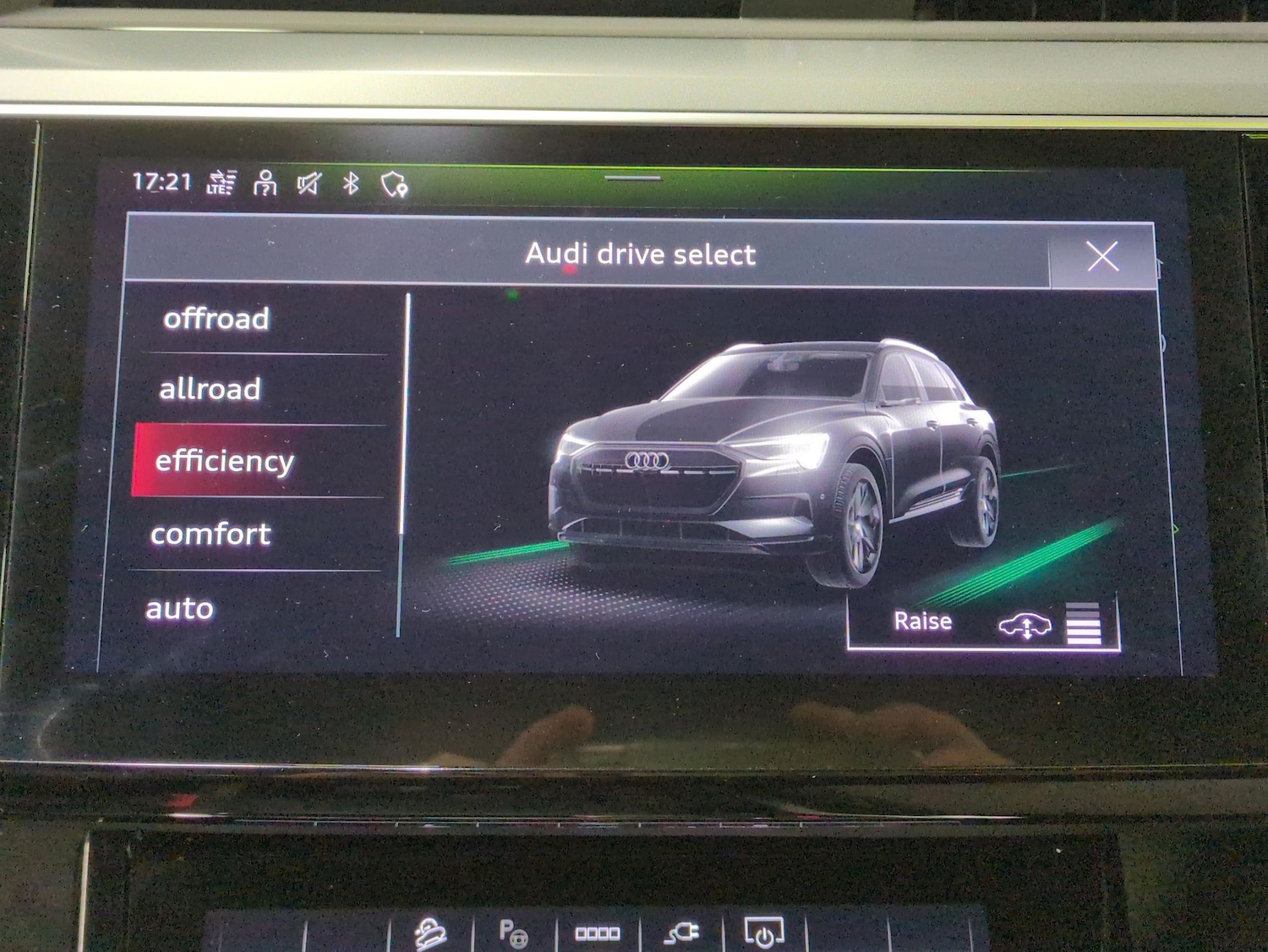 Used Audi e-tron 2022 for sale - 77043645: Photo 17