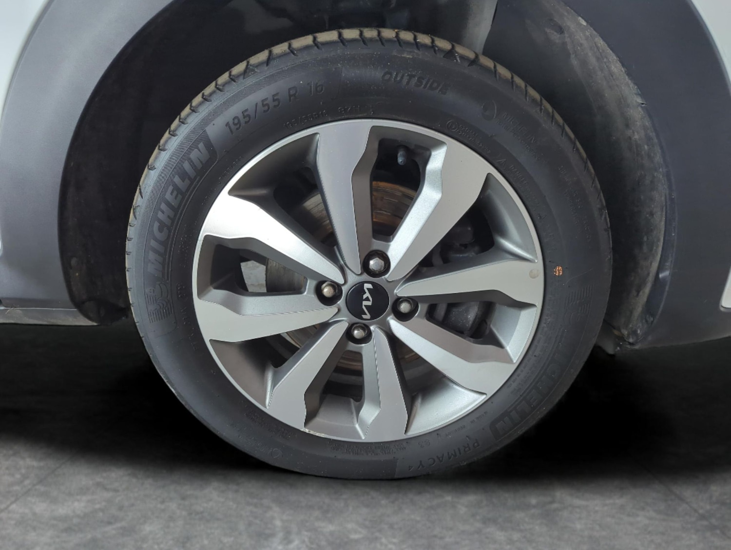 Used Kia Stonic 2022 for sale - 77300826: Photo 24