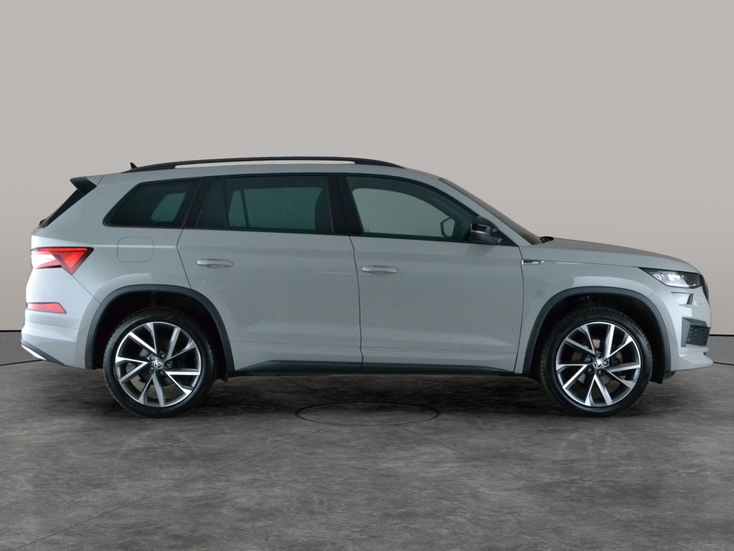 Used Skoda Kodiaq 2023 for sale - 77848460: Photo 10