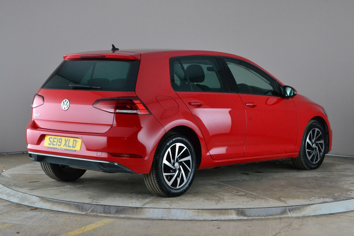 Used Volkswagen Golf 2019 for sale - 78140623: Photo 10