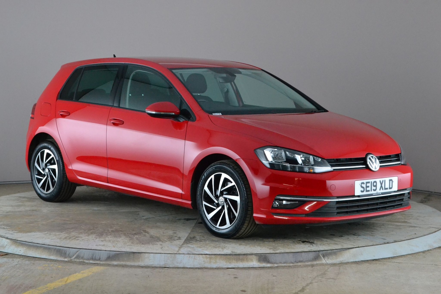 Used Volkswagen Golf 2019 for sale - 78140623: Photo 8
