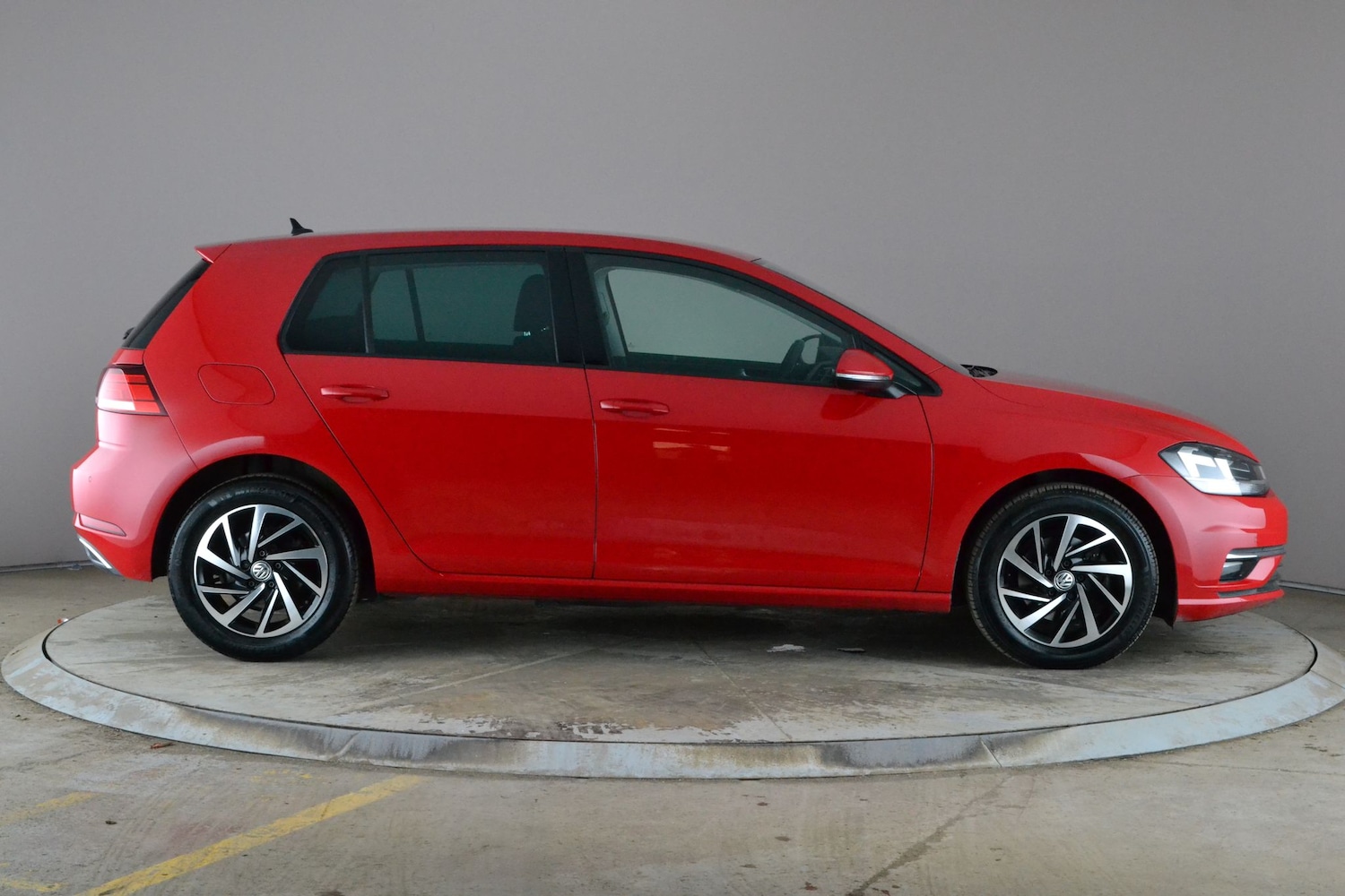 Used Volkswagen Golf 2019 for sale - 78140623: Photo 9