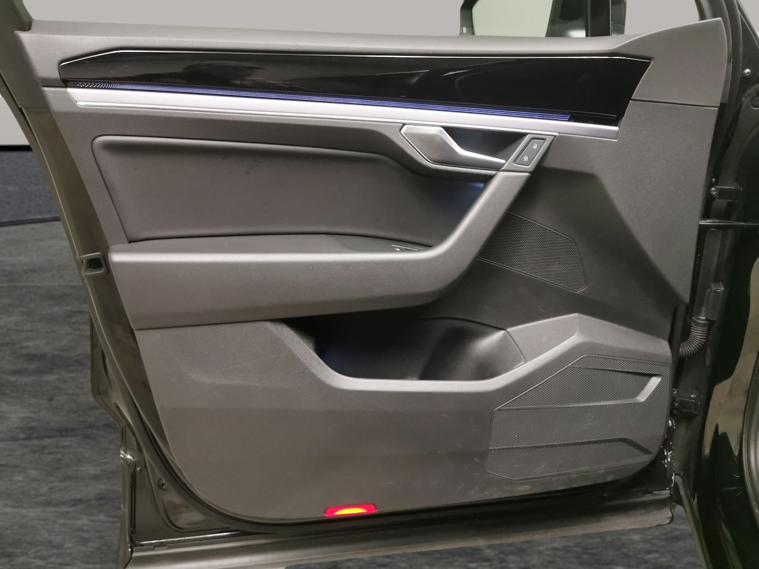 Used Volkswagen Touareg for sale - 78218492: Photo 34