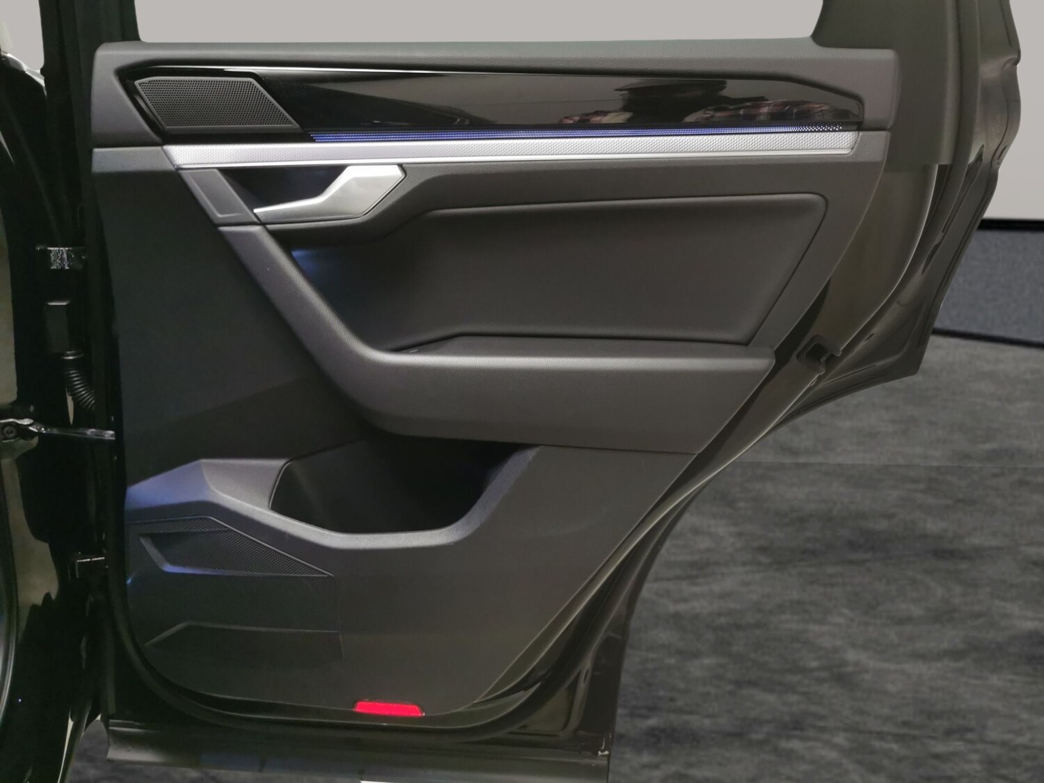 Used Volkswagen Touareg for sale - 78218492: Photo 36