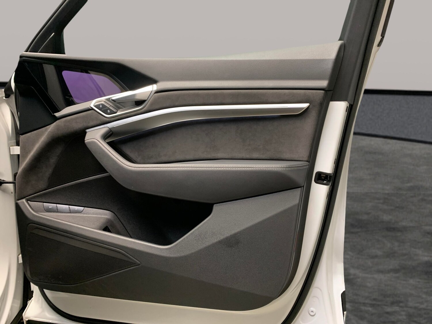 Used Audi e-tron 2020 for sale - 78109950: Photo 28