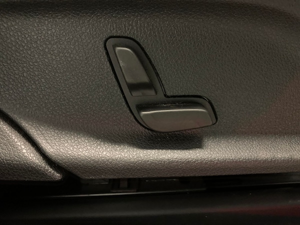 Used Mercedes-Benz GLC 2021 for sale - 76244973: Photo 21