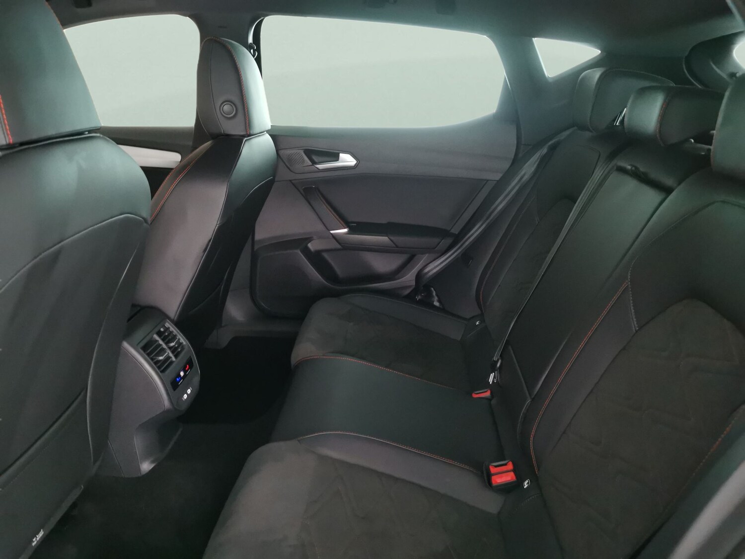 Used SEAT Leon 2023 for sale - 77934706: Photo 30