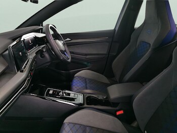 Used Volkswagen Golf 2023 for sale - 77281427: Photo