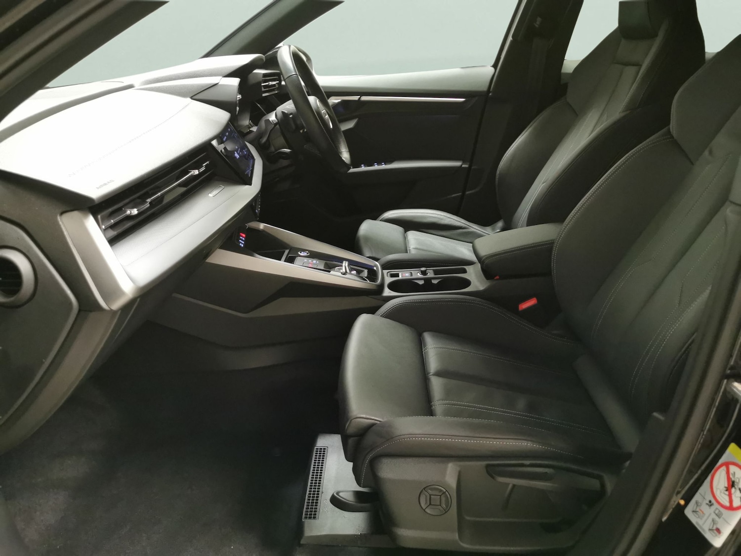 Used Audi A3 2023 for sale - 78218609: Photo 4