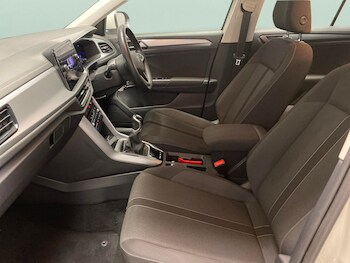Used Volkswagen T-Roc 2023 for sale - 78477299: Photo