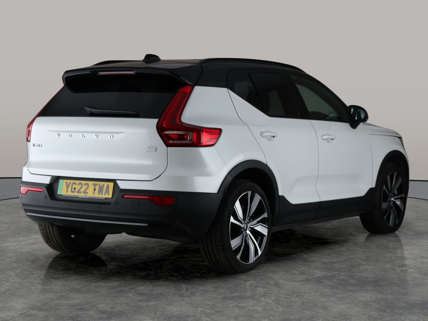 Used Volvo XC40 2022 for sale - 76664753: Photo 11