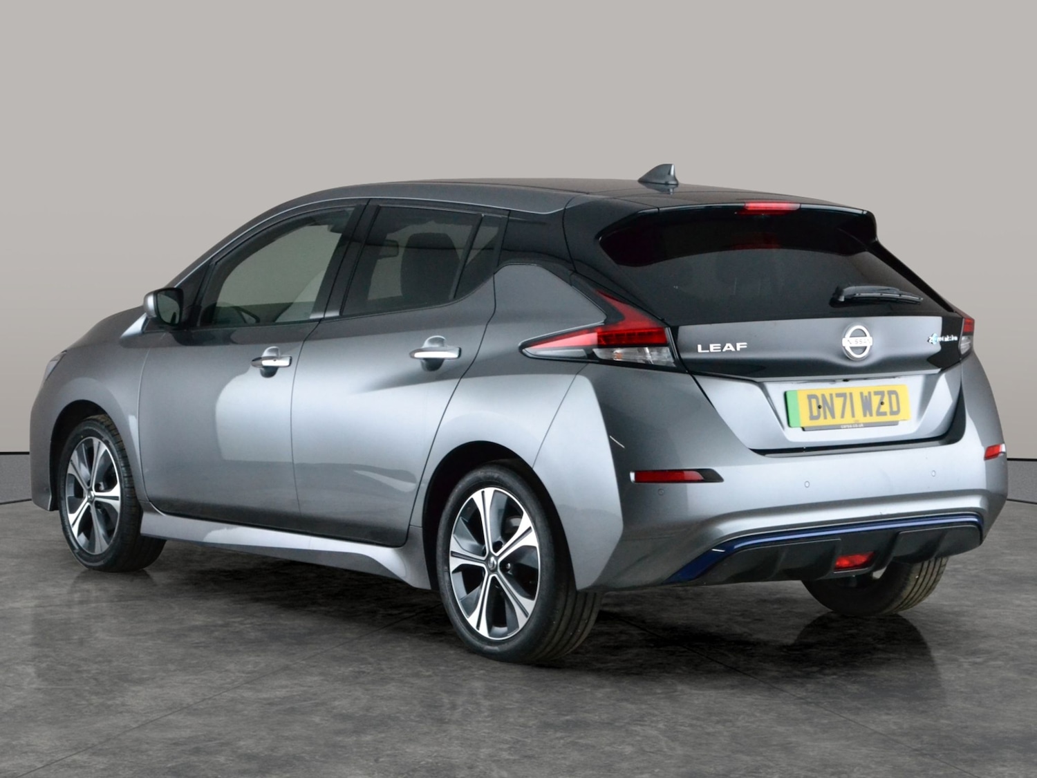 Used Nissan Leaf 2021 for sale - 77675926: Photo 11