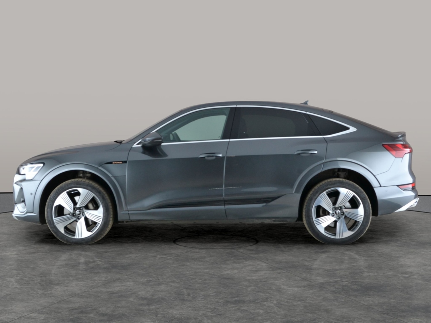 Used Audi e-tron 2022 for sale - 77059238: Photo 13