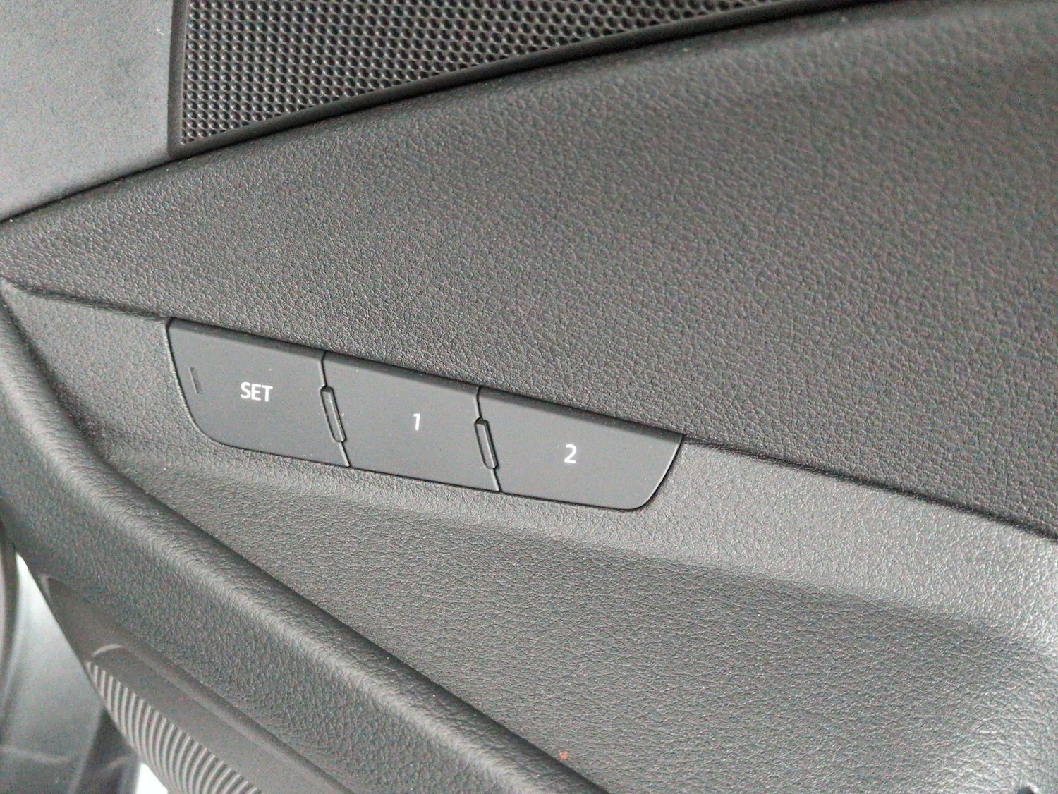 Used Audi e-tron 2022 for sale - 77059238: Photo 15