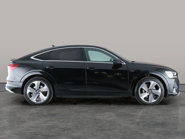 Used Audi e-tron 2022 for sale - 76222314: Photo 13