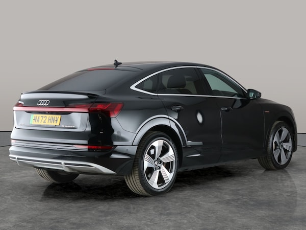 Used Audi e-tron 2022 for sale - 76222314: Photo 14