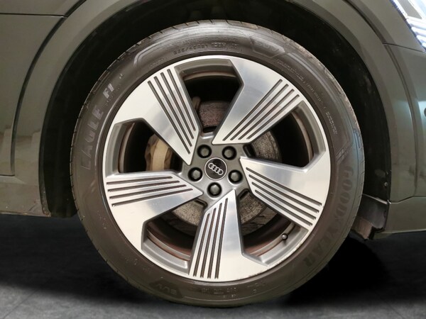 Used Audi e-tron 2022 for sale - 76222314: Photo 31