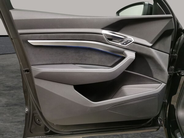 Used Audi e-tron 2022 for sale - 76222314: Photo 34