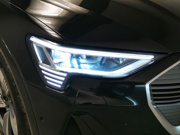 Used Audi e-tron 2022 for sale - 76222314: Photo 8