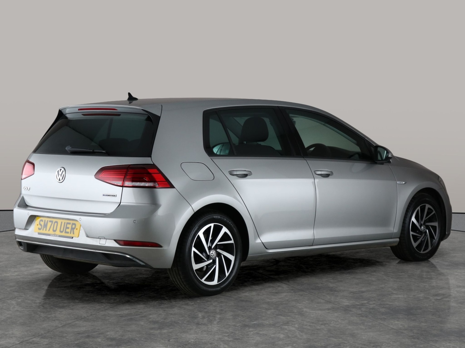 Used Volkswagen Golf 2020 for sale - 76831437: Photo 10