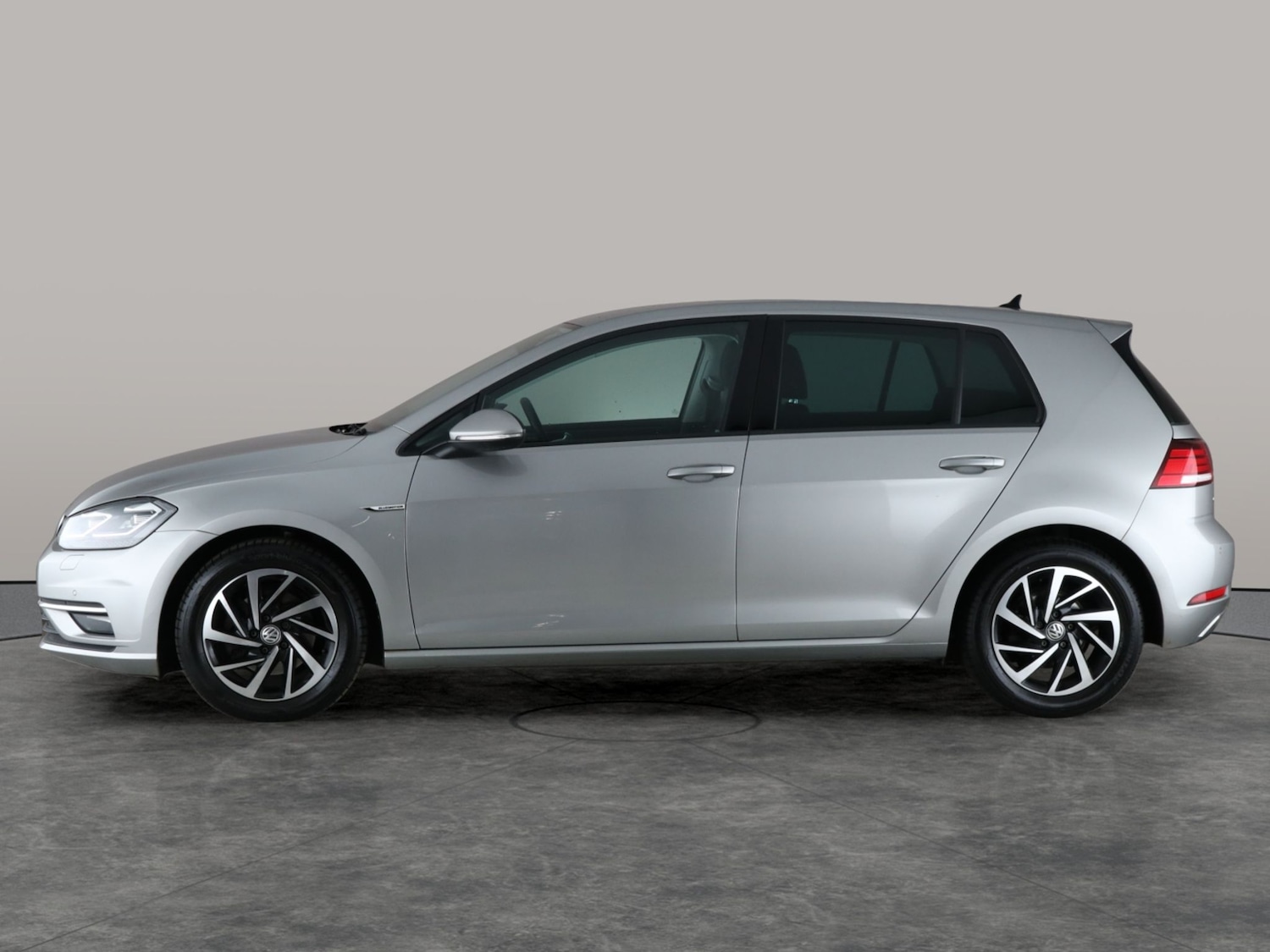 Used Volkswagen Golf 2020 for sale - 76831437: Photo 13