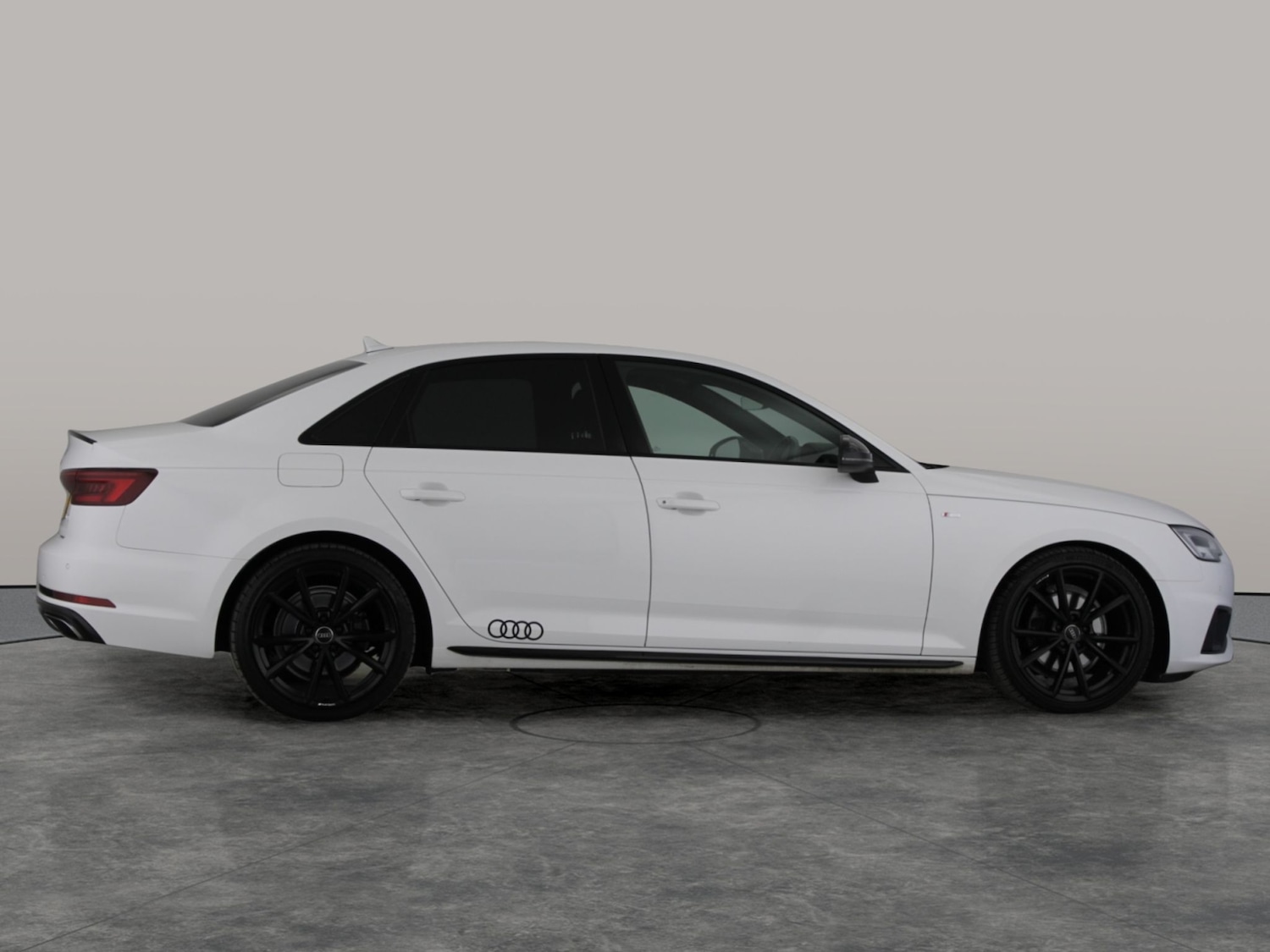 Used Audi A4 2019 for sale - 76147097: Photo 10