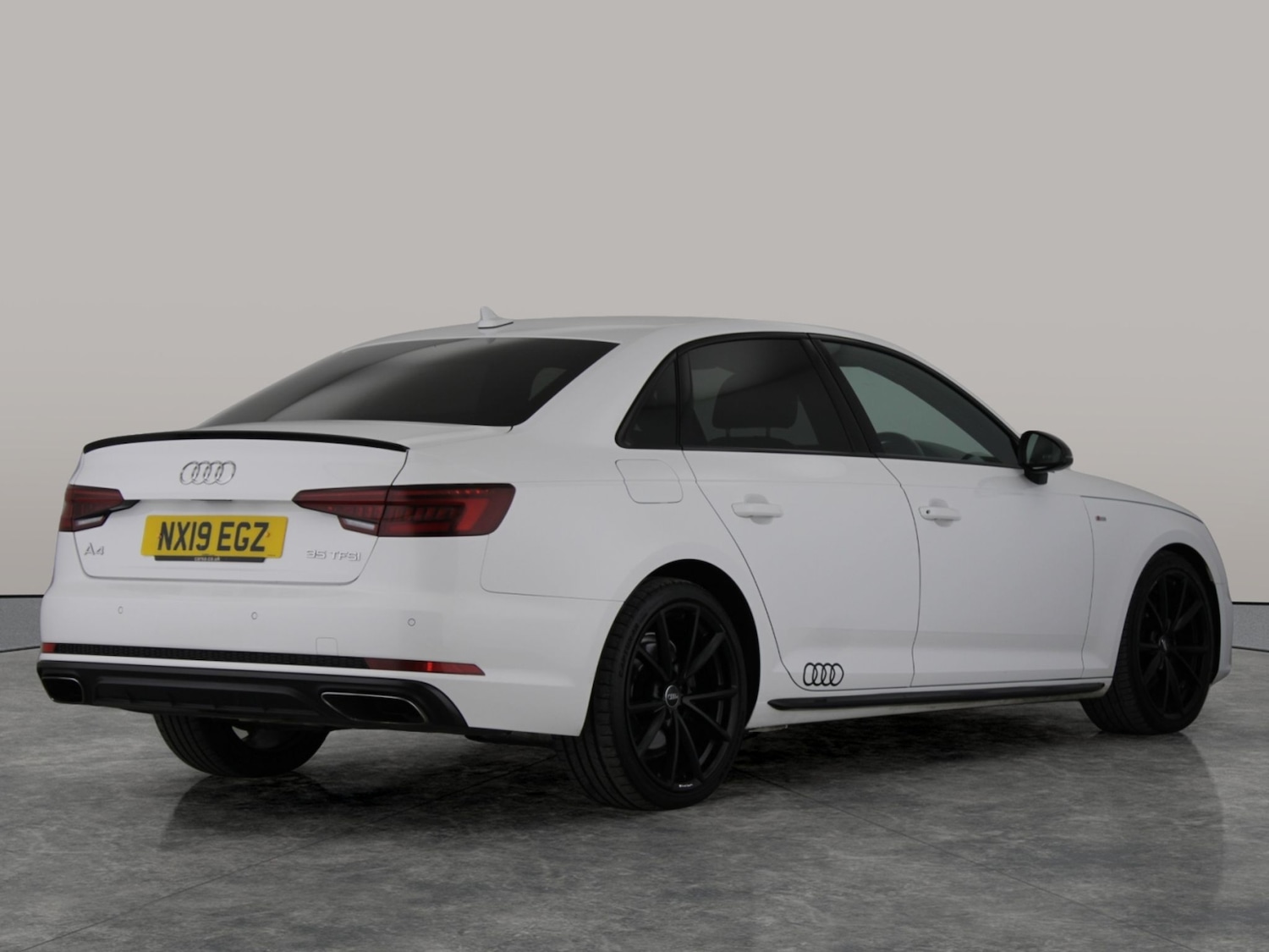 Used Audi A4 2019 for sale - 76147097: Photo 11