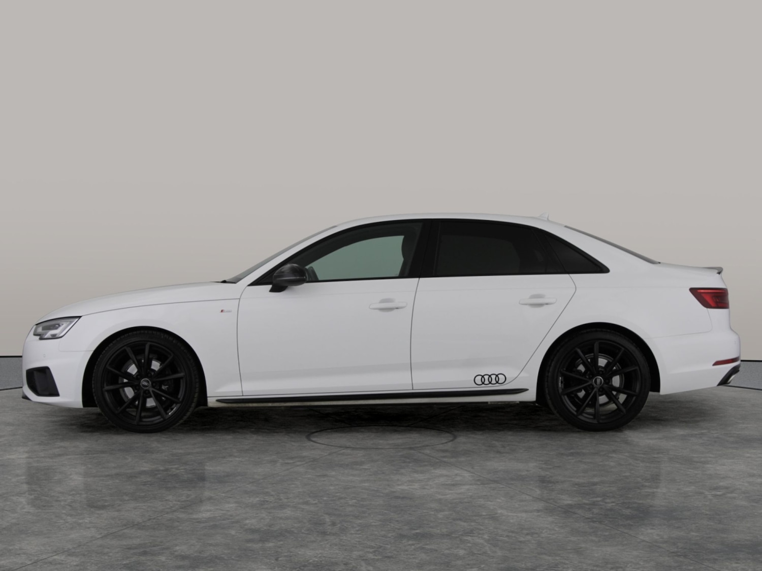 Used Audi A4 2019 for sale - 76147097: Photo 15