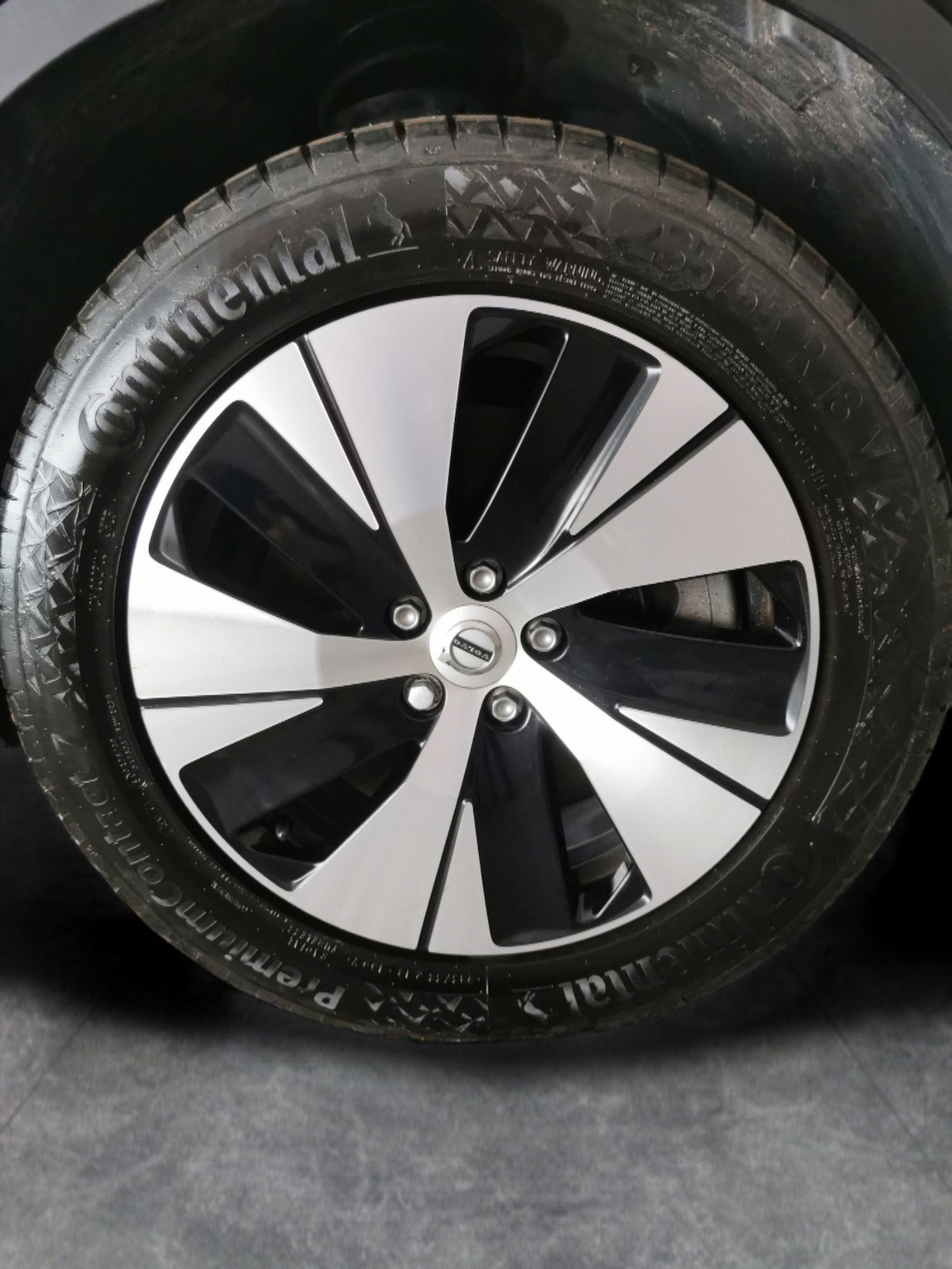 Used Volvo XC40 2023 for sale - 77974389: Photo 26