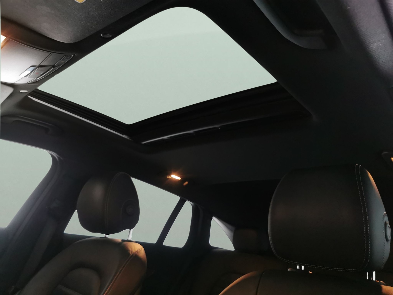 Used Mercedes-Benz EQC 2021 for sale - 76626386: Photo 6