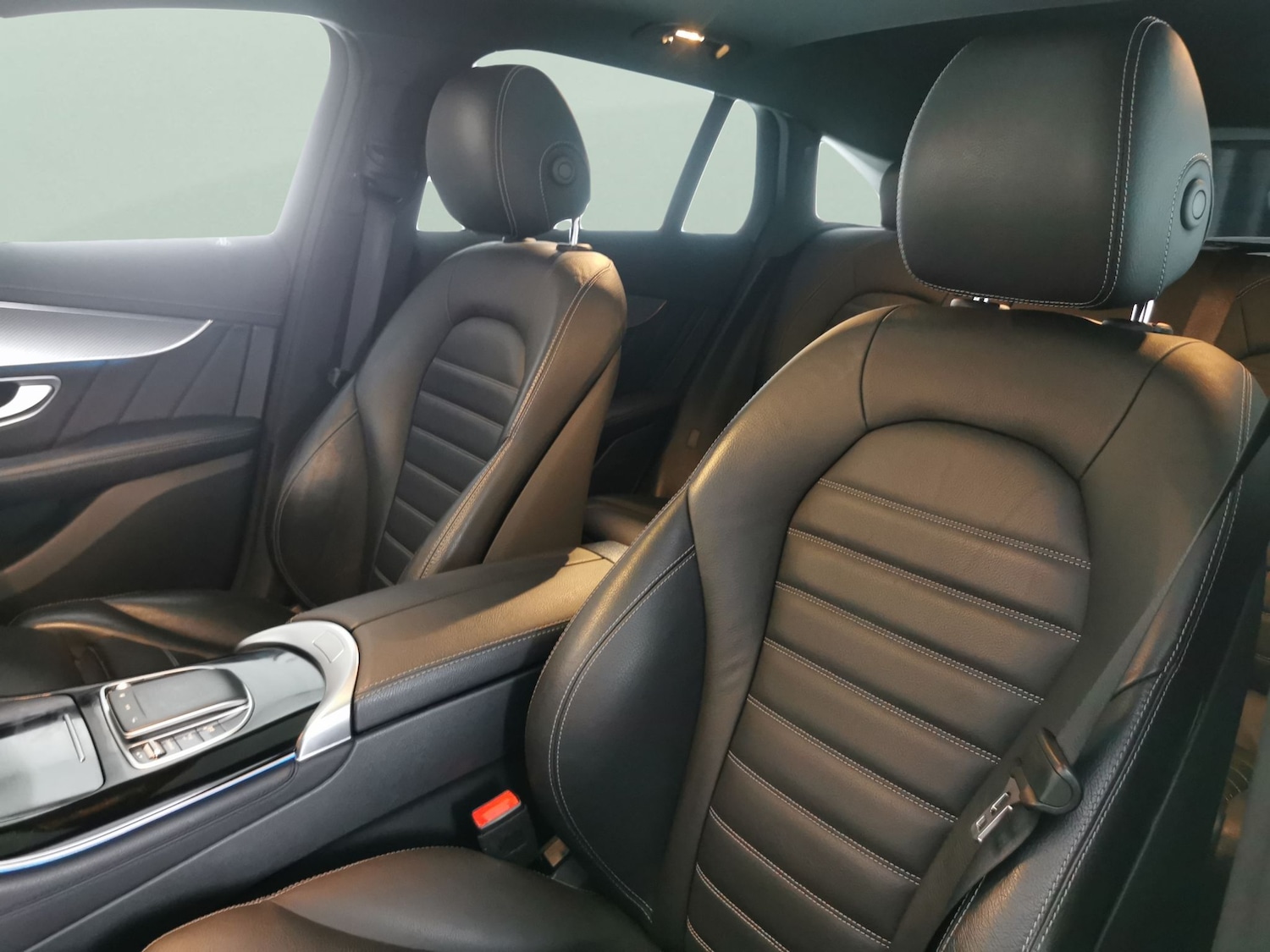 Used Mercedes-Benz EQC 2021 for sale - 76626386: Photo 8