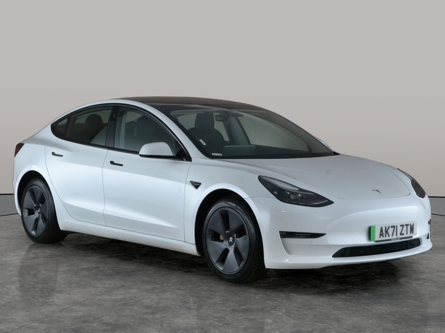 Used Tesla Model 3 2021 for sale - 77975781: Photo 9