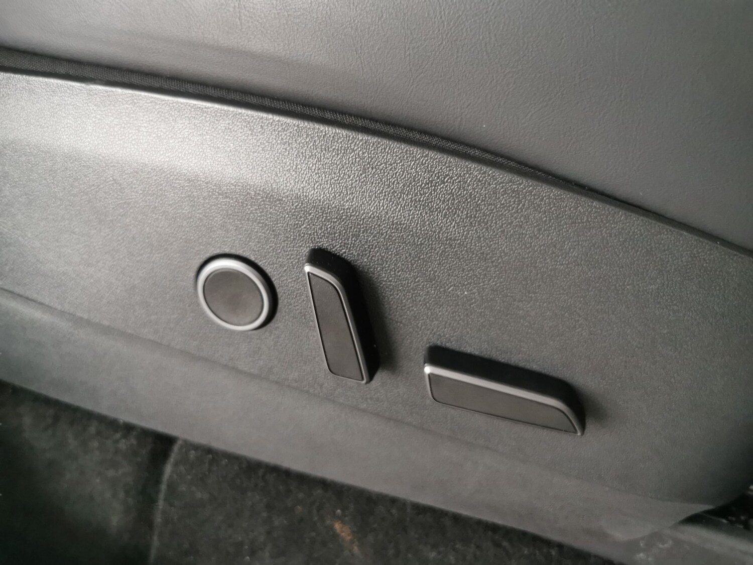 Used Tesla Model Y 2022 for sale - 77675951: Photo 24