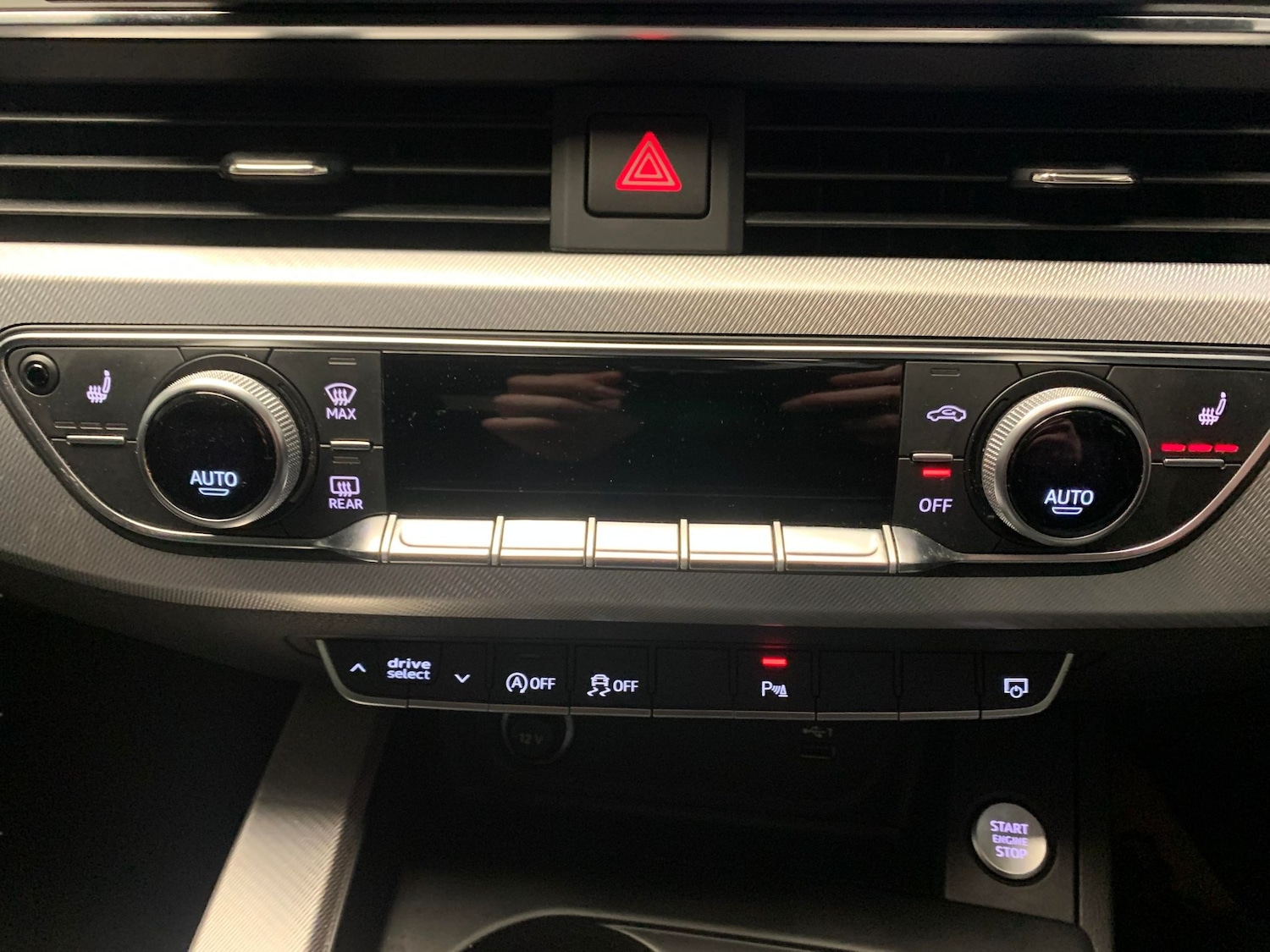 Used Audi A4 Avant 2021 for sale - 77975800: Photo 17