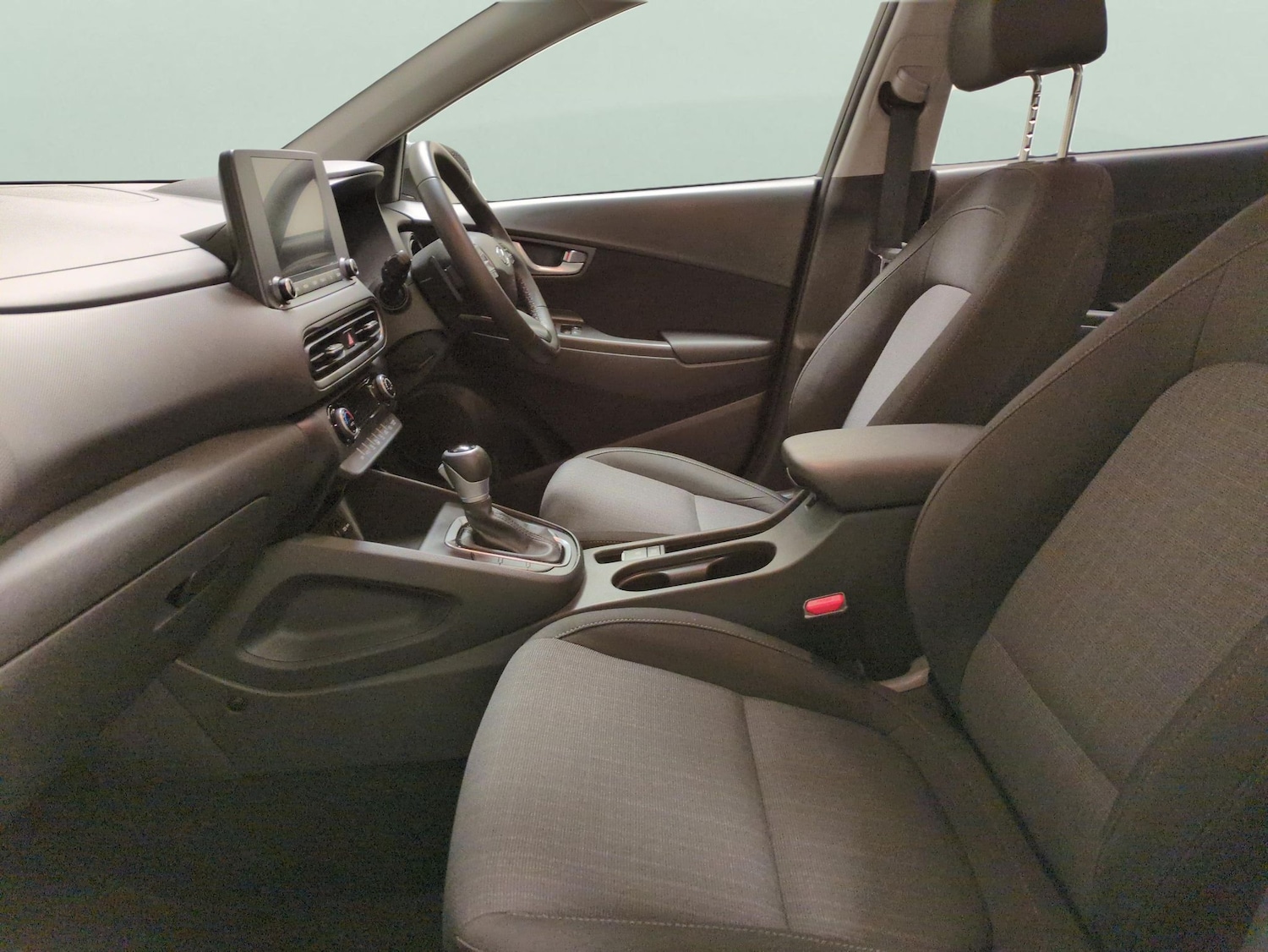 Used Hyundai KONA 2023 for sale - 77447924: Photo 4