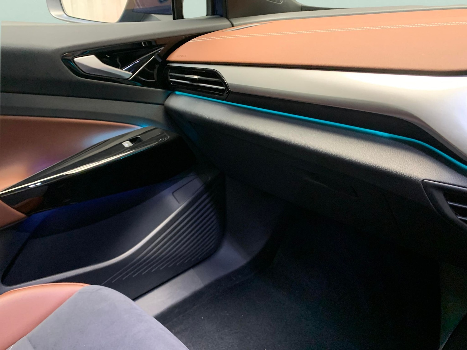 Used Volkswagen ID.4 2022 for sale - 76704123: Photo 21