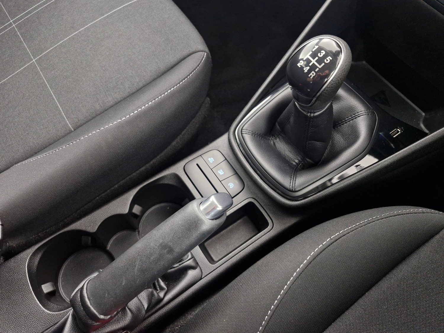 Used Ford Fiesta 2019 for sale - 76100659: Photo 29