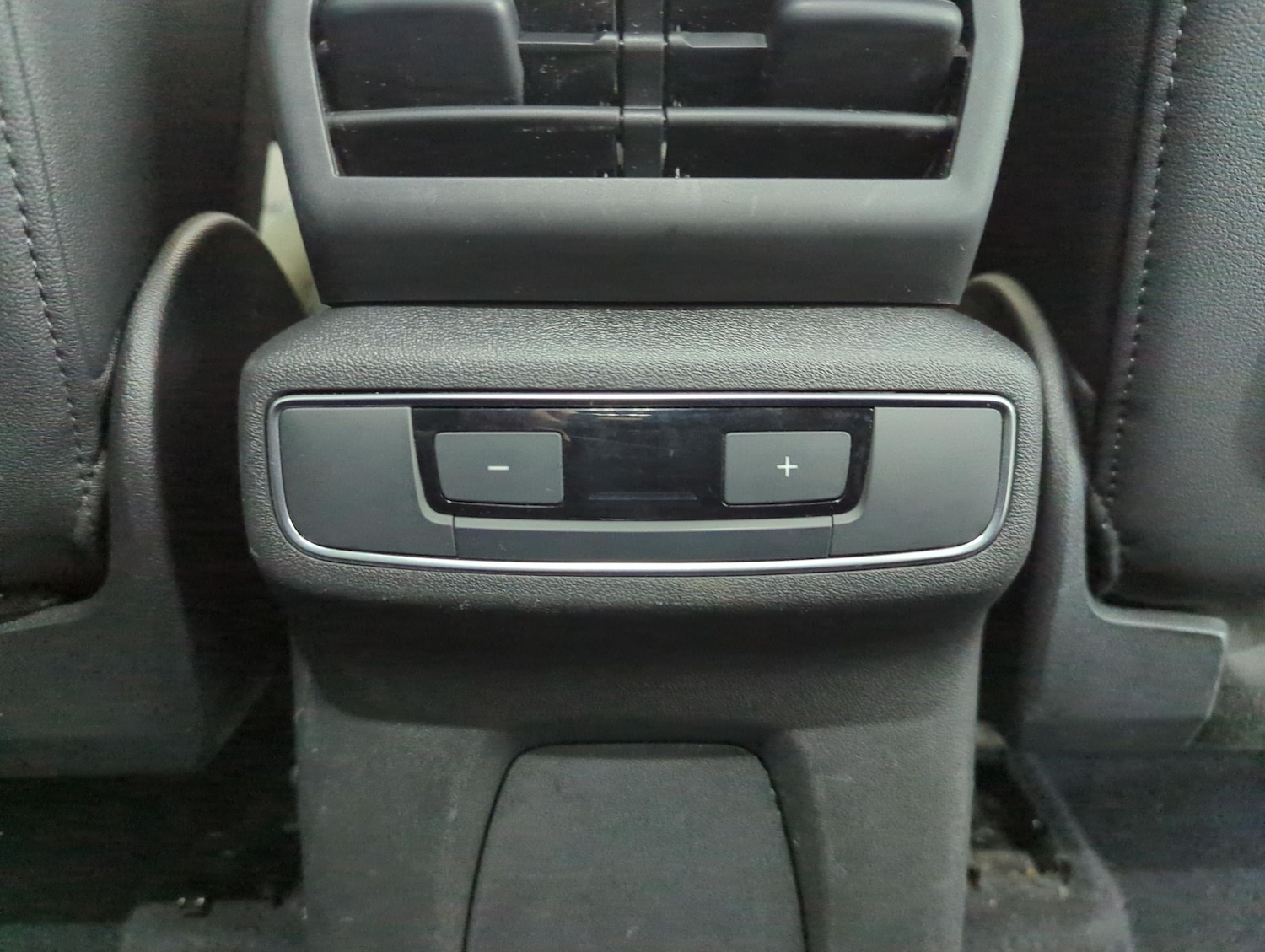 Used Audi Q4 e-tron 2023 for sale - 78109955: Photo 16