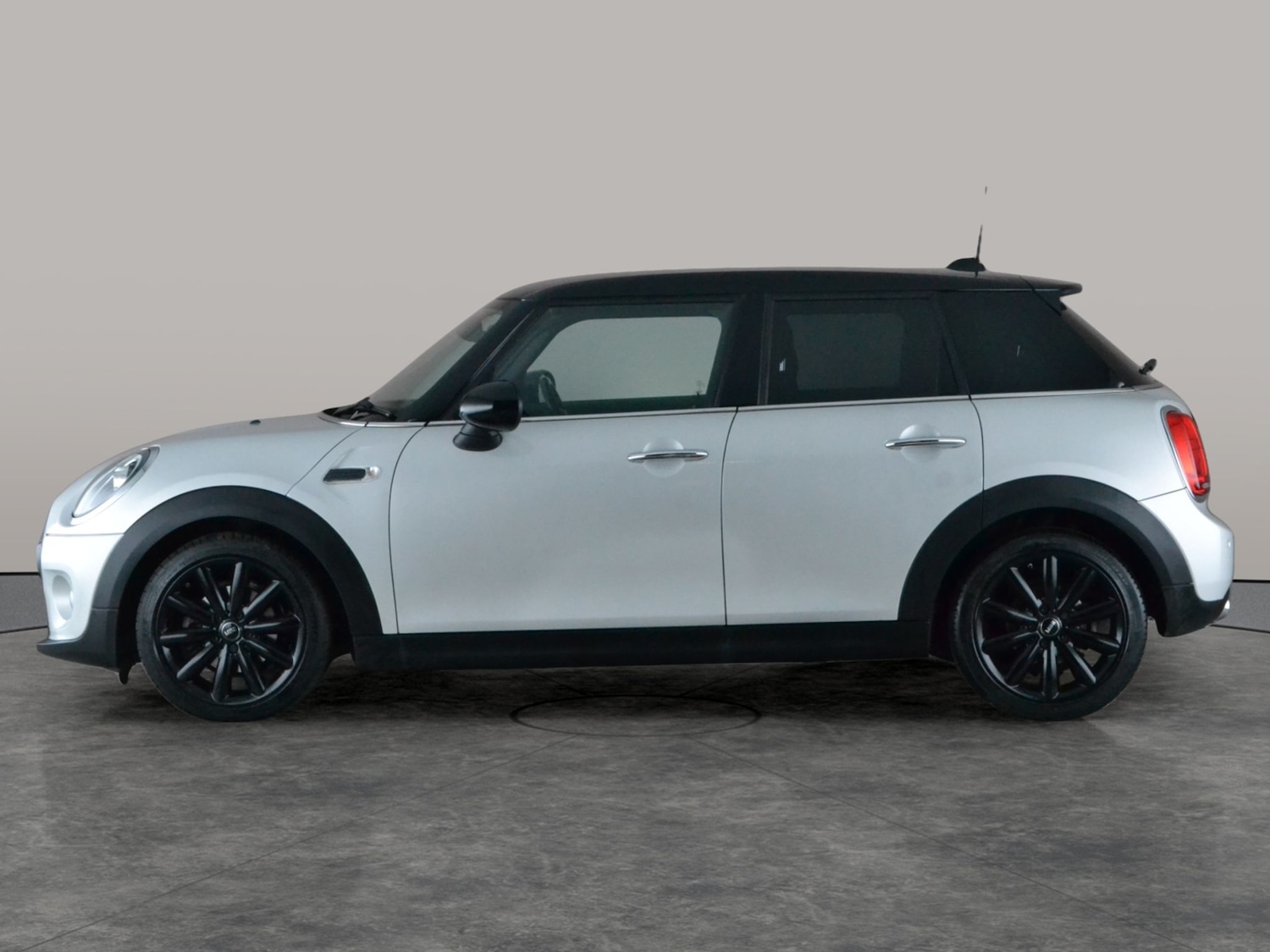 Used MINI Hatch 2018 for sale - 77577961: Photo 12