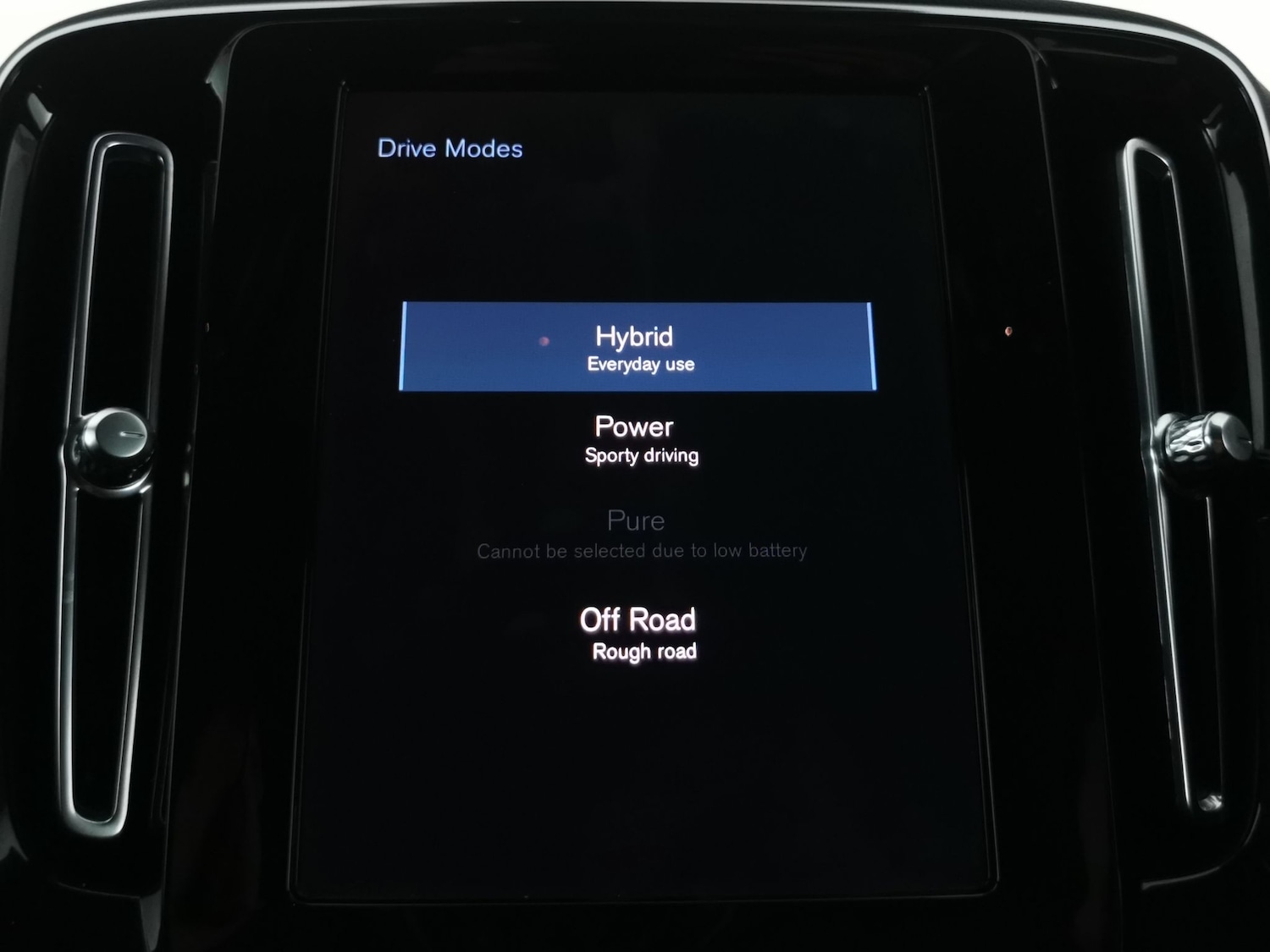 Used Volvo XC40 2023 for sale - 77975791: Photo 22