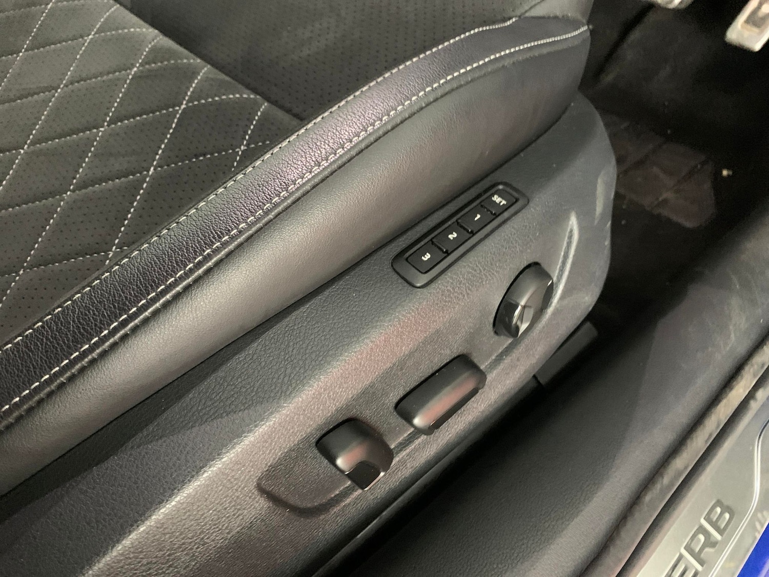 Used Skoda Superb 2023 for sale - 76392093: Photo 31