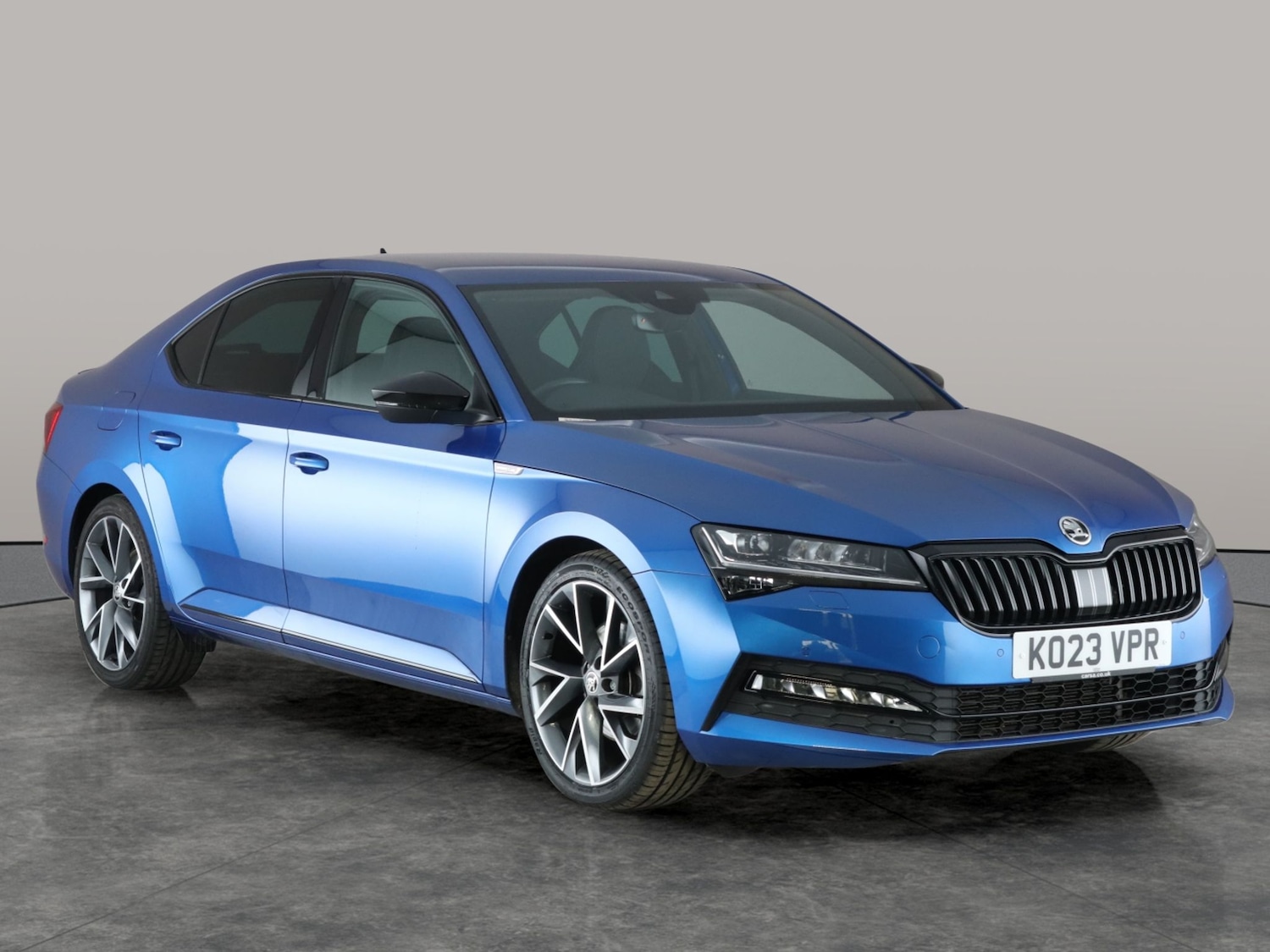 Used Skoda Superb 2023 for sale - 76392093: Photo 9