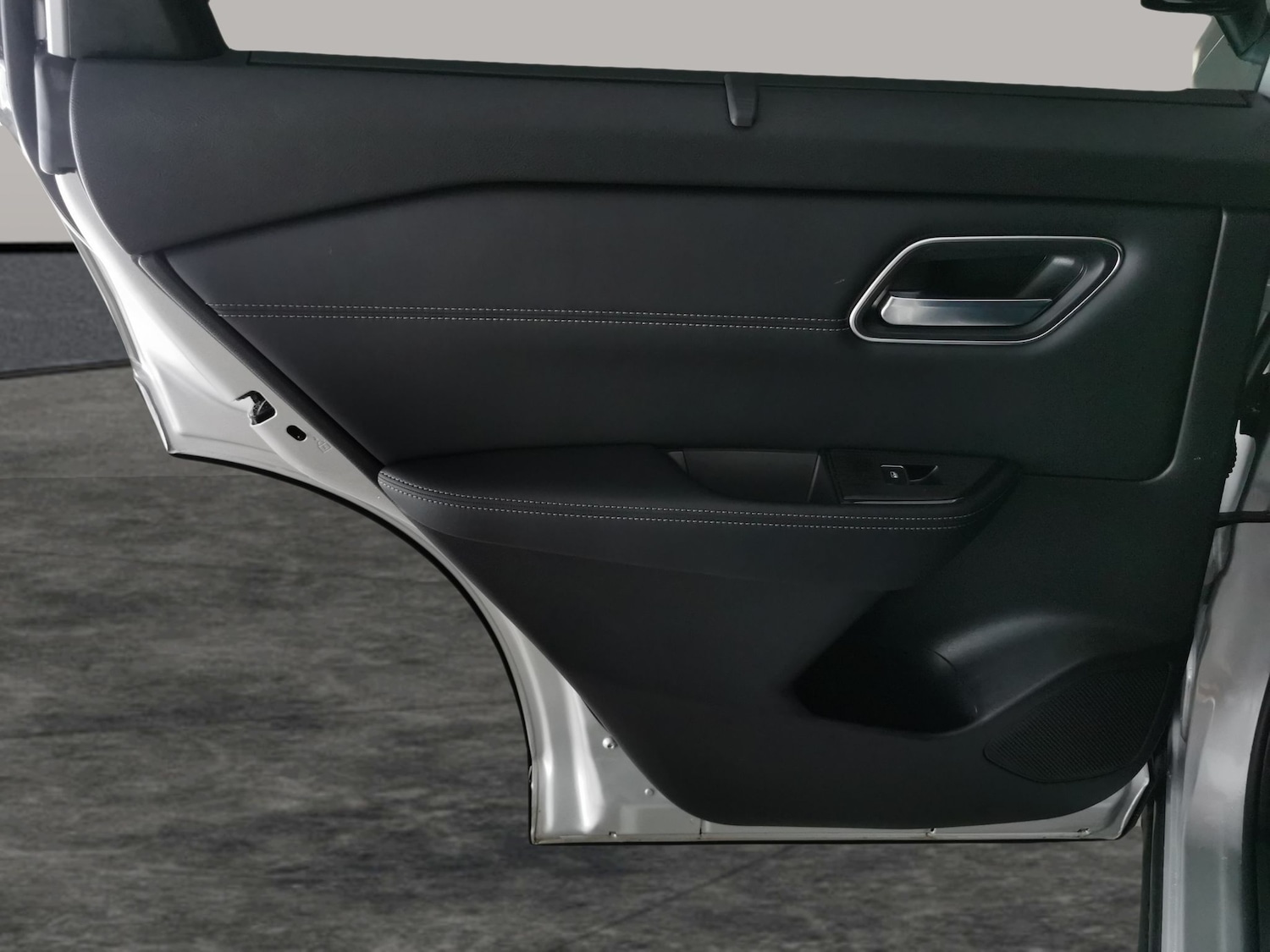 Used Nissan X-Trail 2024 for sale - 76751595: Photo 34