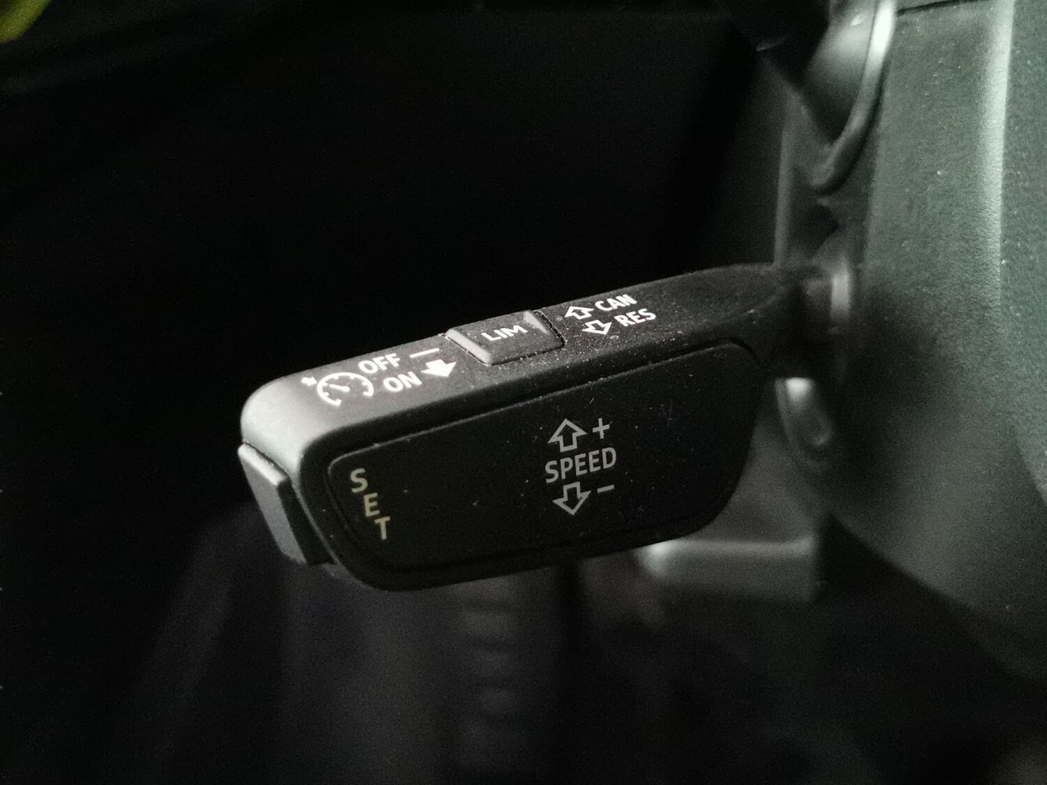 Used Audi e-tron 2023 for sale - 77360910: Photo 23