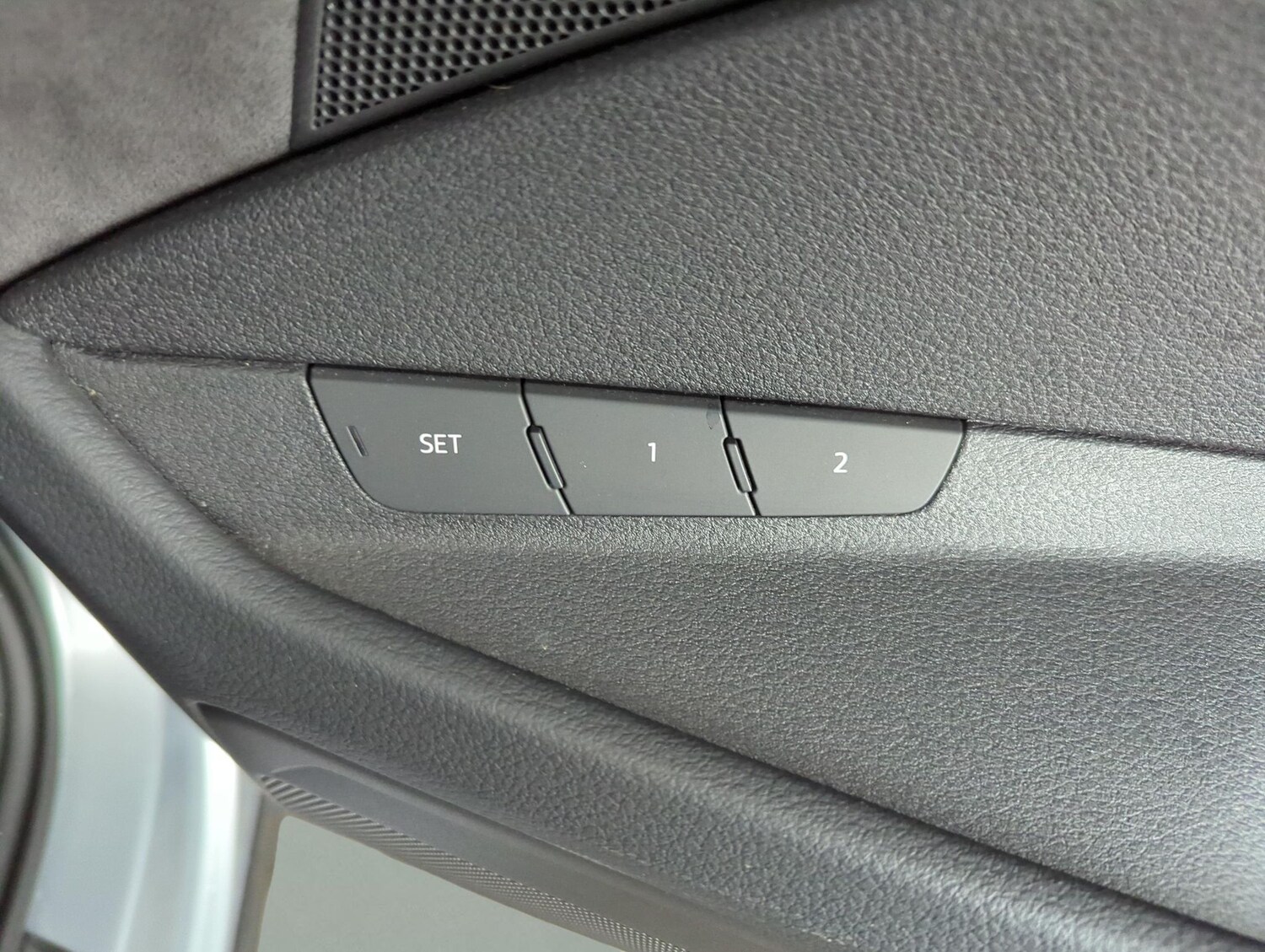 Used Audi e-tron 2023 for sale - 77360910: Photo 29