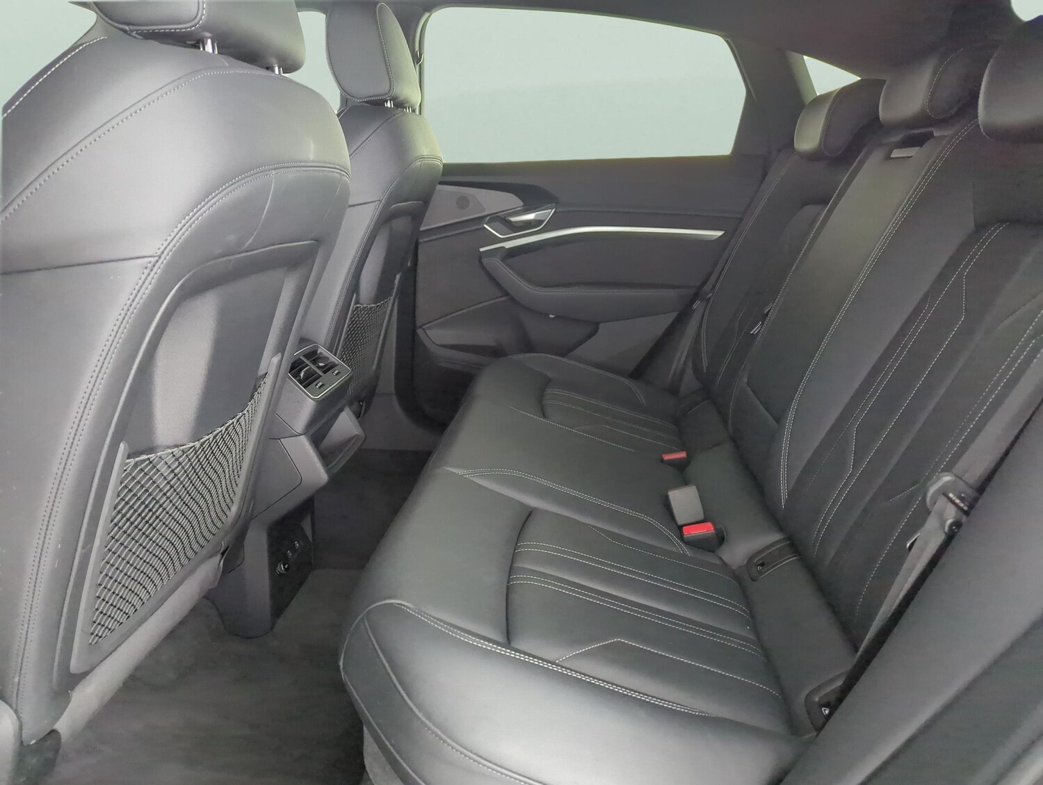 Used Audi e-tron 2023 for sale - 77360910: Photo 33