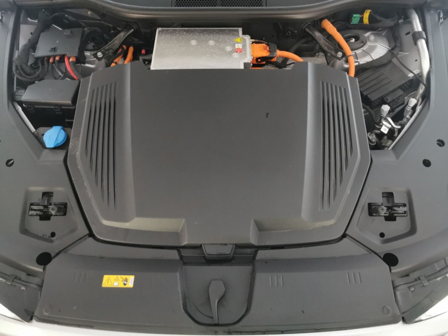 Used Audi e-tron 2023 for sale - 77360910: Photo 39