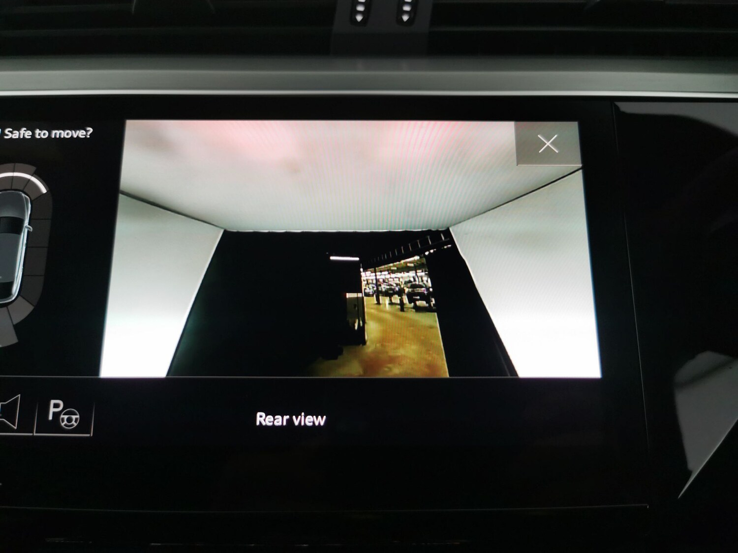 Used Audi e-tron 2023 for sale - 77360910: Photo 6