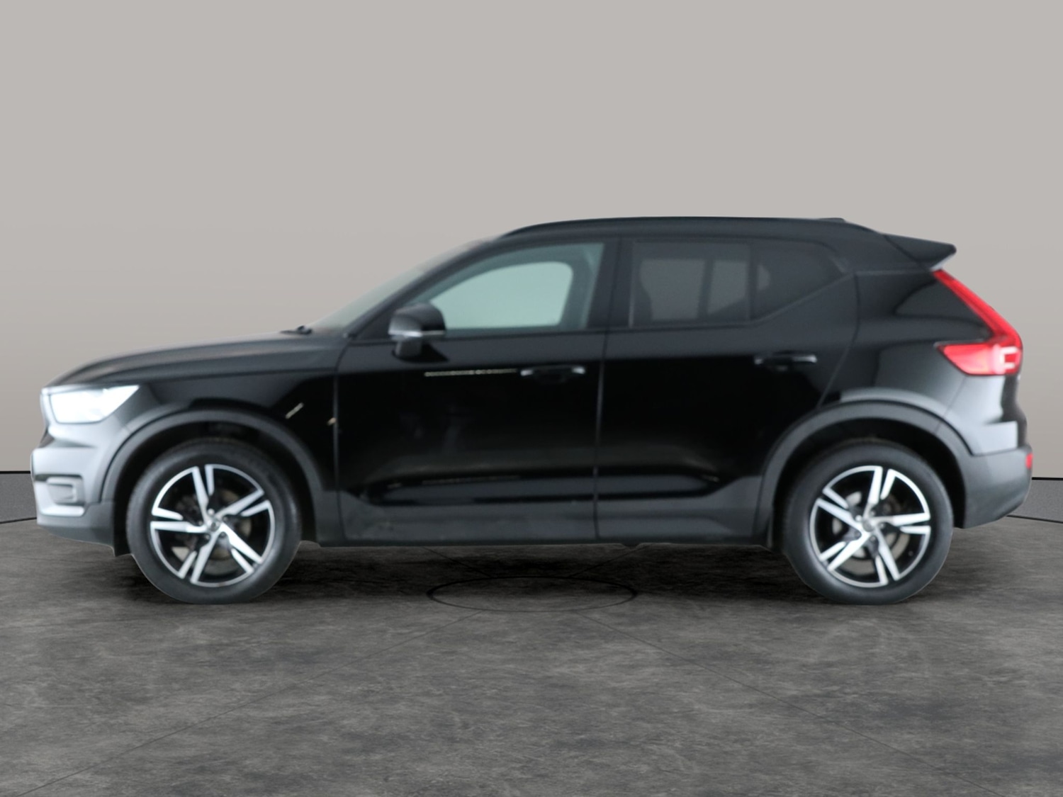 Used Volvo XC40 2021 for sale - 76821828: Photo 13